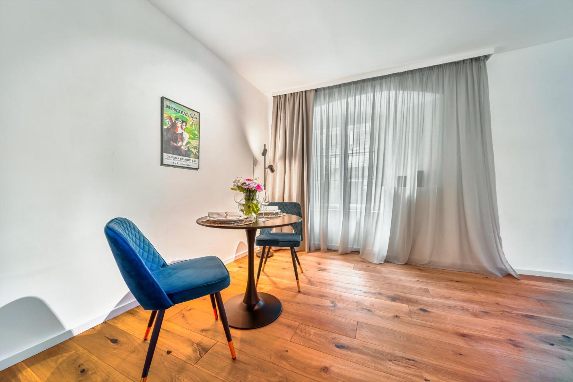 Smile Apartments "Lesehof" Krems an der Donau Room photo